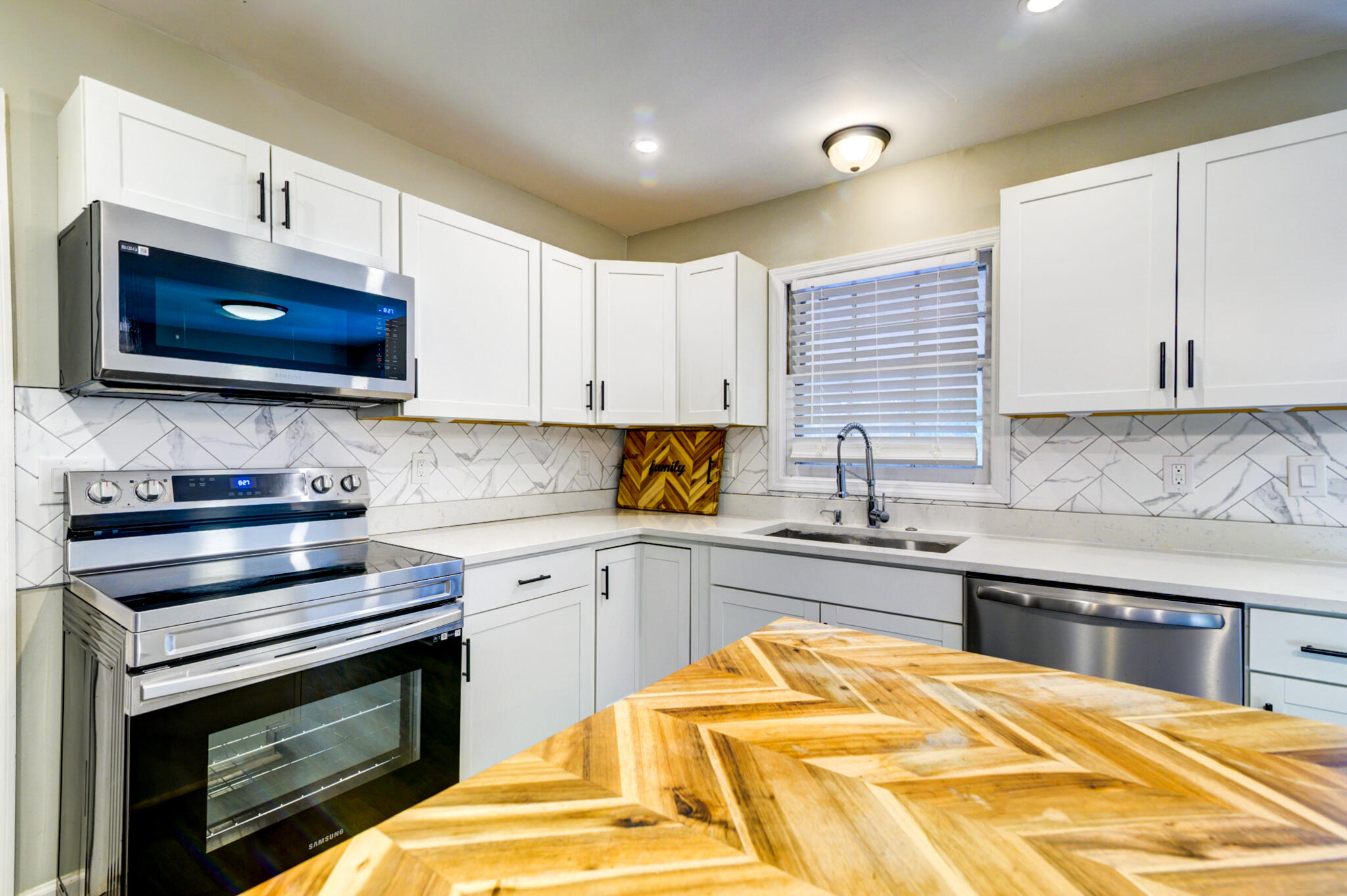 1027 Harrison Road Ladson, SC 29456 - Photo 11 of 33 1027 Harrison - 8 - CMG