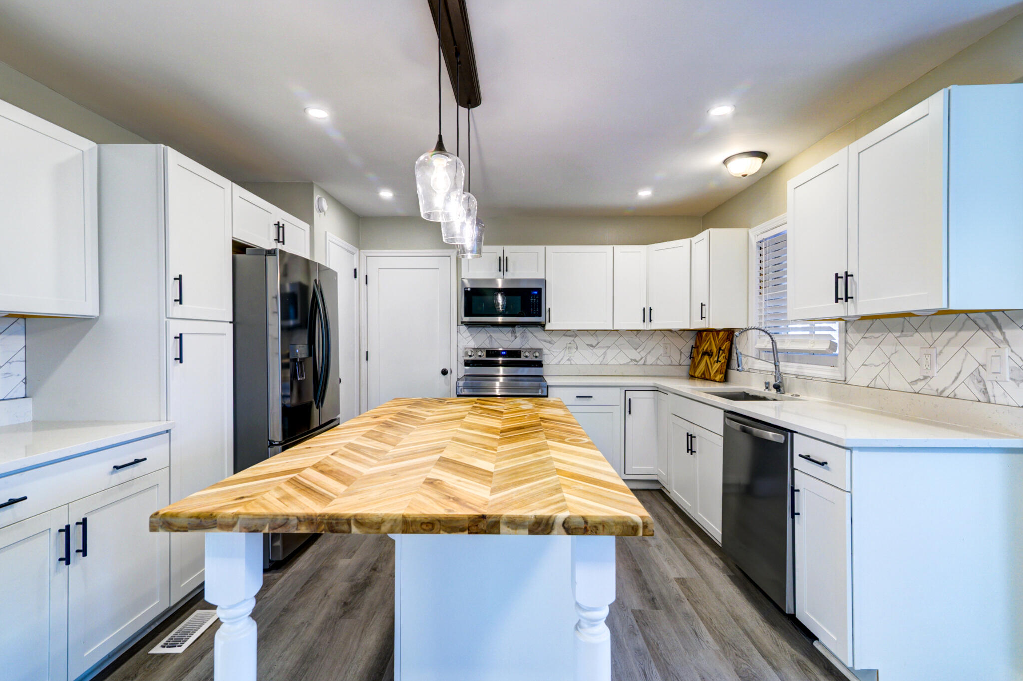 1027 Harrison Road Ladson, SC 29456 - Photo 9 of 33 1027 Harrison - 6 - CMG