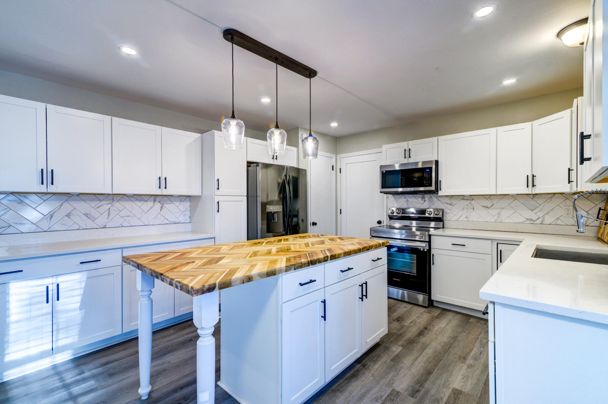 1027 Harrison Road Ladson, SC 29456 - Photo 10 of 33 1027 Harrison - 7 - CMG