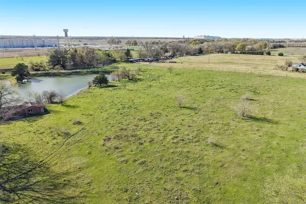 $1,300,000 | 611 Ferris Road, Lancaster, TX 75146