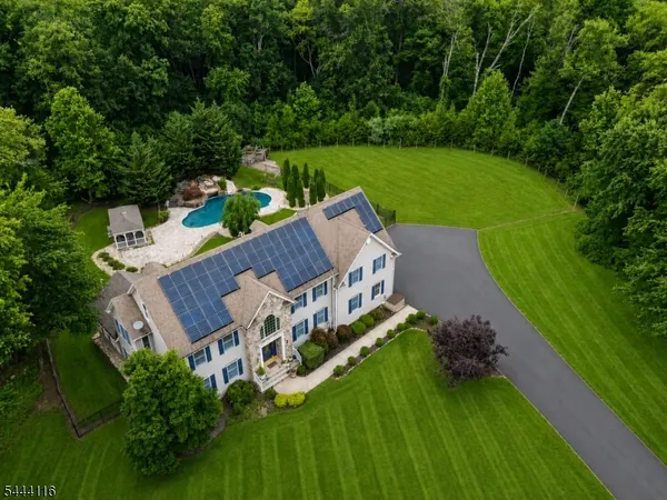 $1,690,000 | 164 East Mountain Road, Hillsborough, NJ 08844