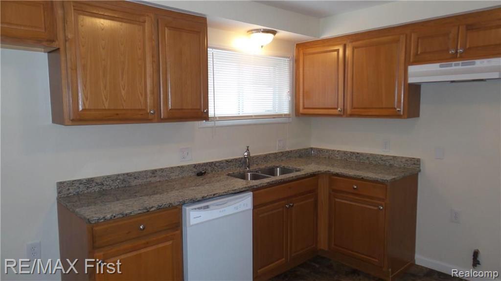 11166 Unity Drive Warren, MI 48089 - Photo 14 of 27