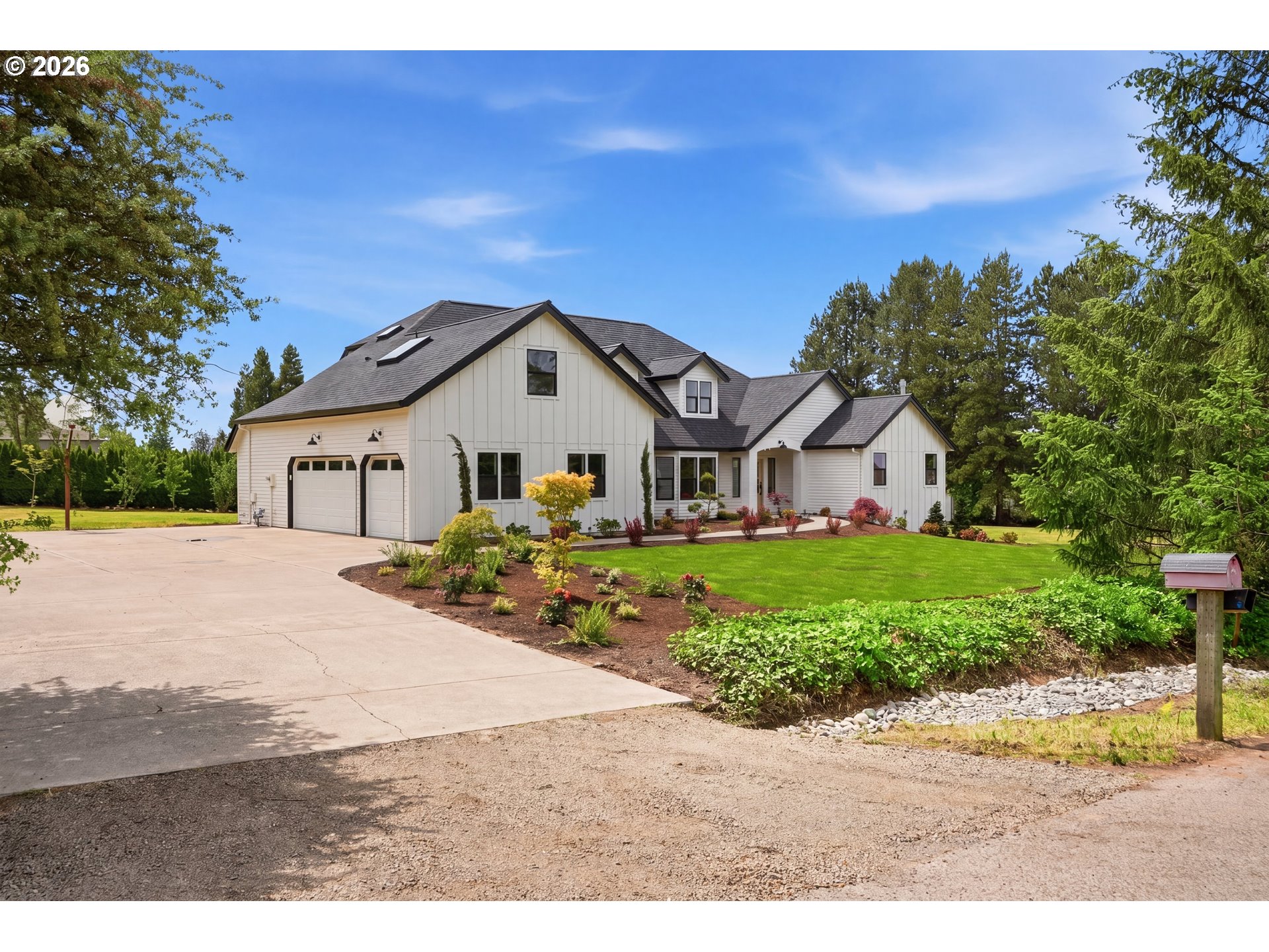 20220 Southwest Nancy Lane Beaverton, OR 97007 - Photo 2 of 45