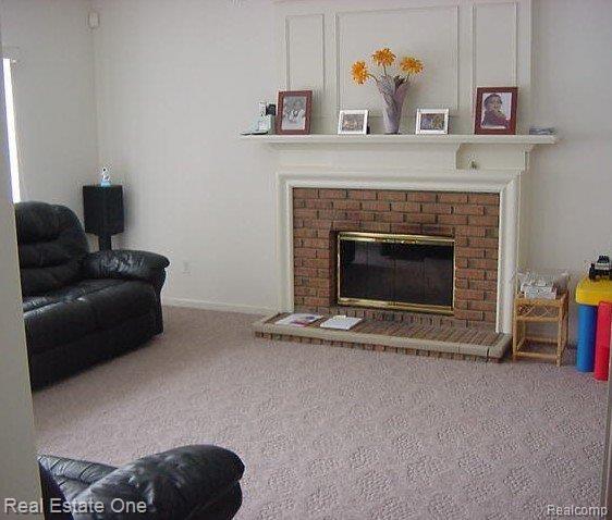 1144 Arms Court Rochester, MI 48307 - Photo 9 of 23 Family Room Fireplace