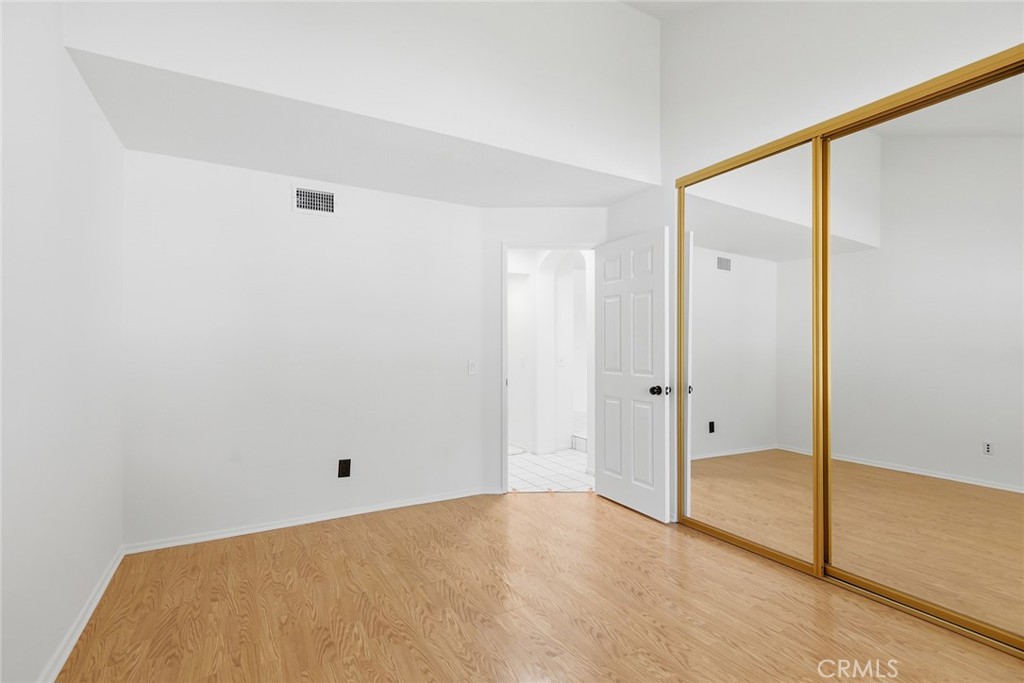 2731 Erringer Road, Unit 89 Simi Valley, CA 93065 - Photo 13 of 21