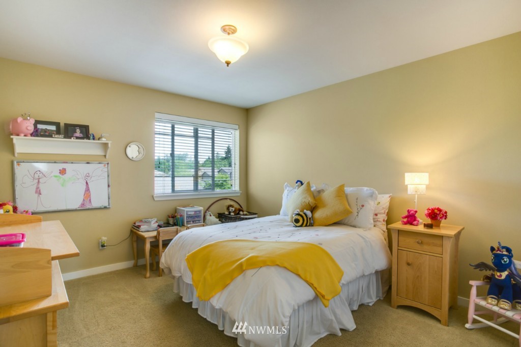 4611 Northeast 5th Place Renton, WA 98059 - Photo 14 of 23