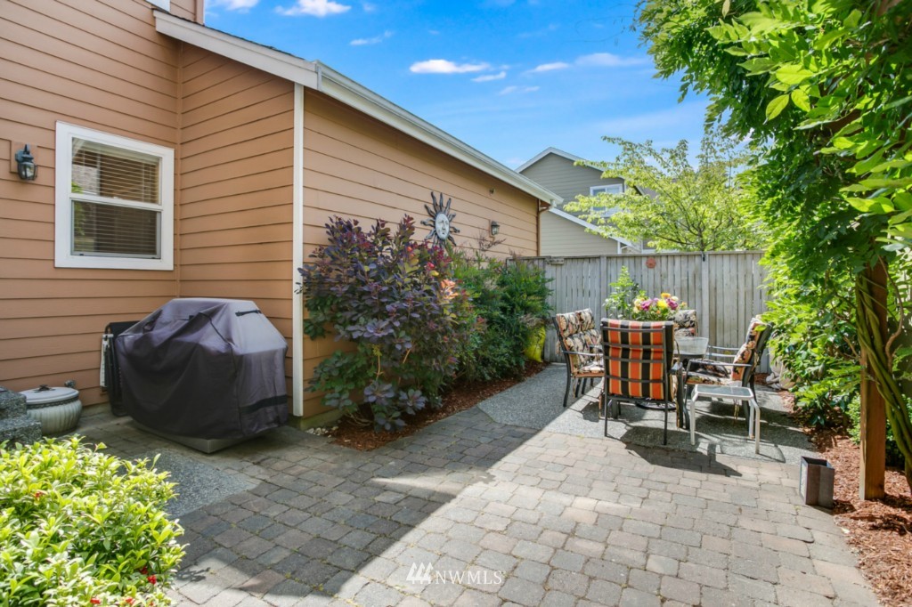 4611 Northeast 5th Place Renton, WA 98059 - Photo 19 of 23