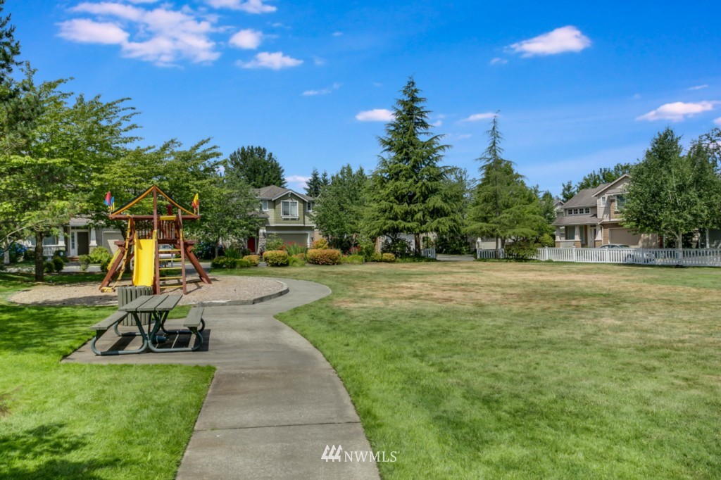 4611 Northeast 5th Place Renton, WA 98059 - Photo 22 of 23