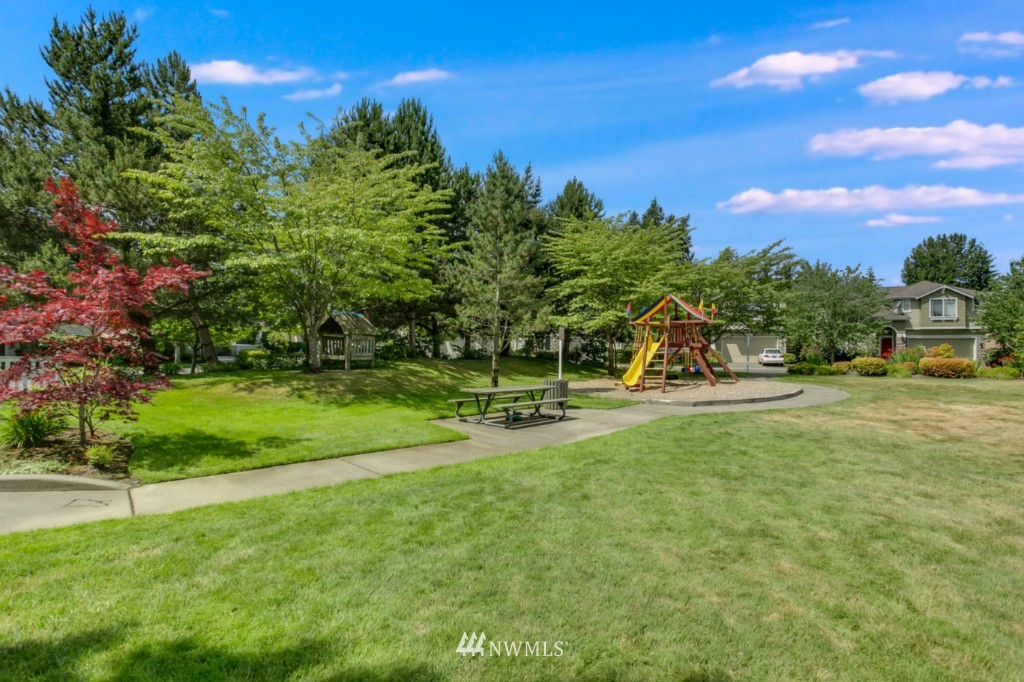 4611 Northeast 5th Place Renton, WA 98059 - Photo 23 of 23