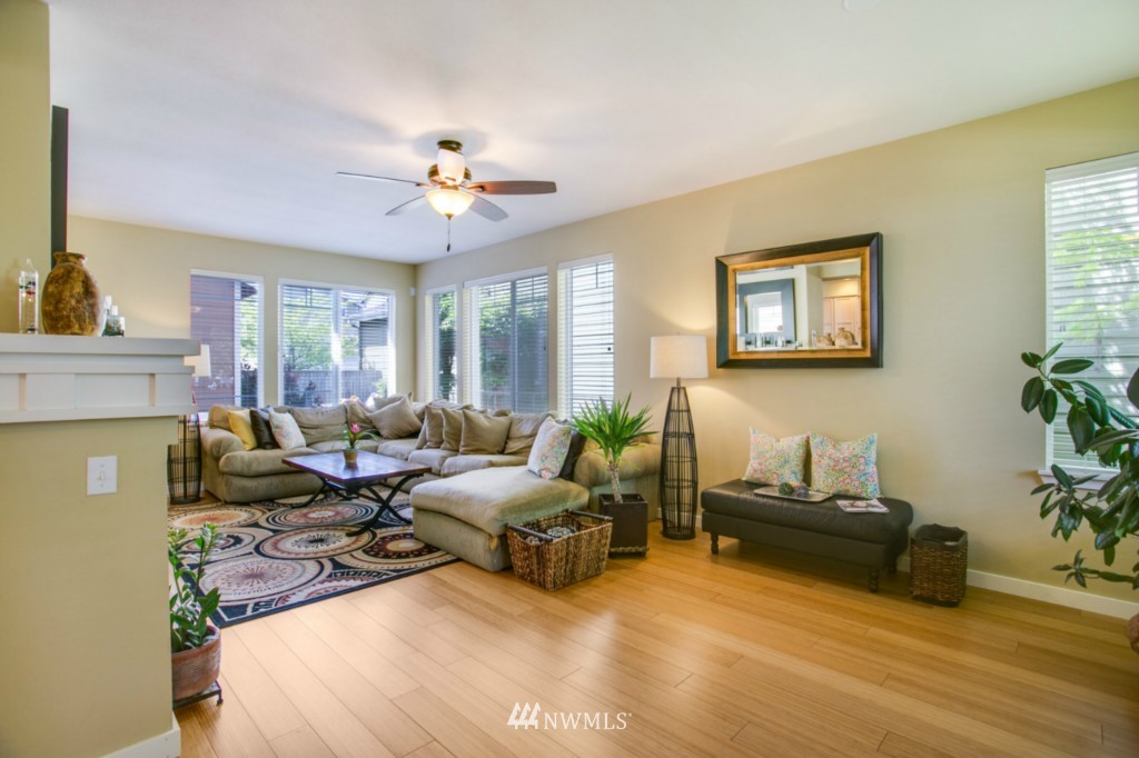 4611 Northeast 5th Place Renton, WA 98059 - Photo 6 of 23