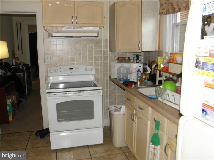 1304 Lancaster Avenue Reading, PA 19607 - Photo 4 of 8 Kitchen