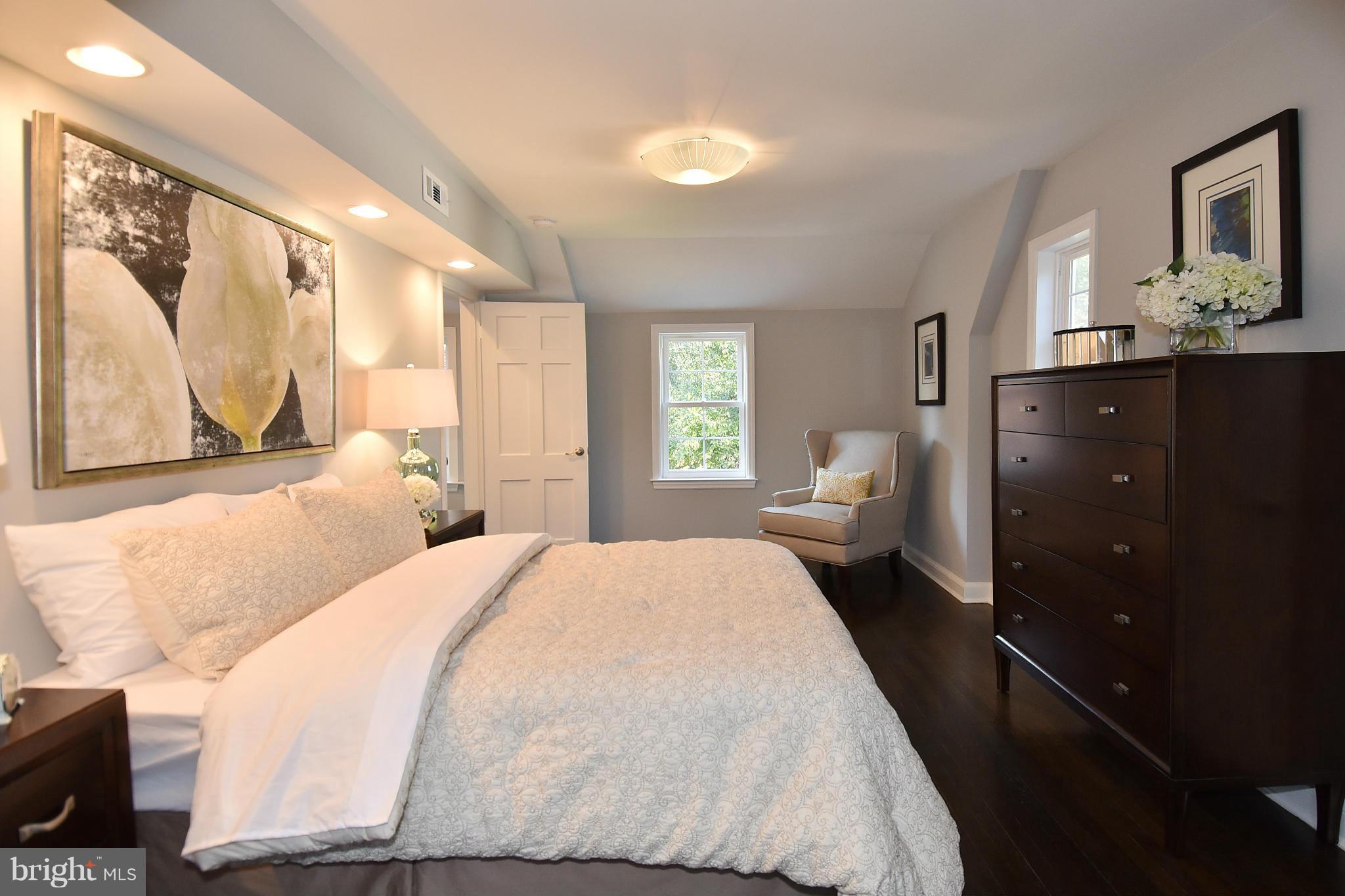 609 Deerfield Avenue Silver Spring, MD 20910 - Photo 23 of 30 Bedroom (Master)
