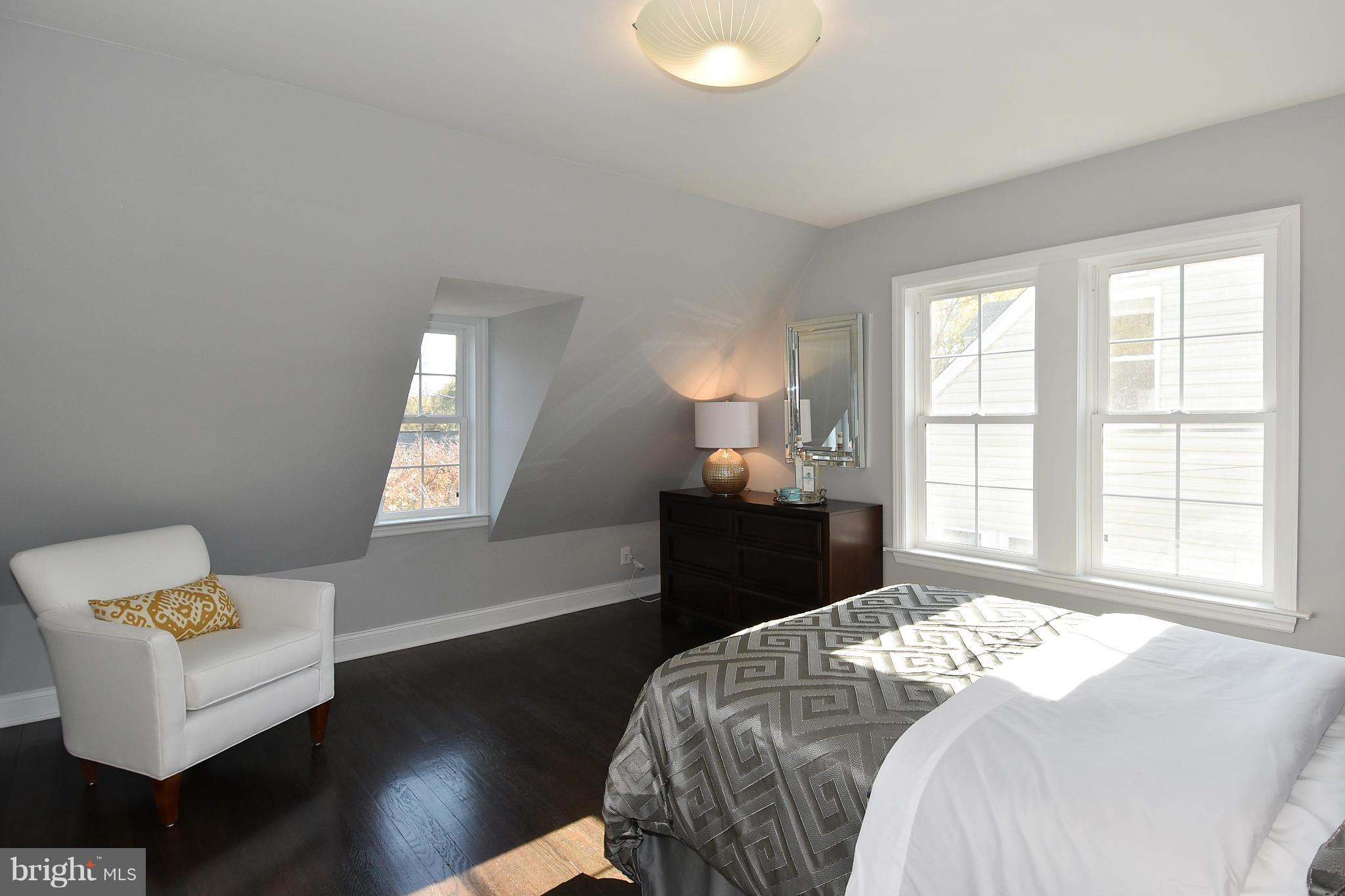 609 Deerfield Avenue Silver Spring, MD 20910 - Photo 25 of 30 Bedroom