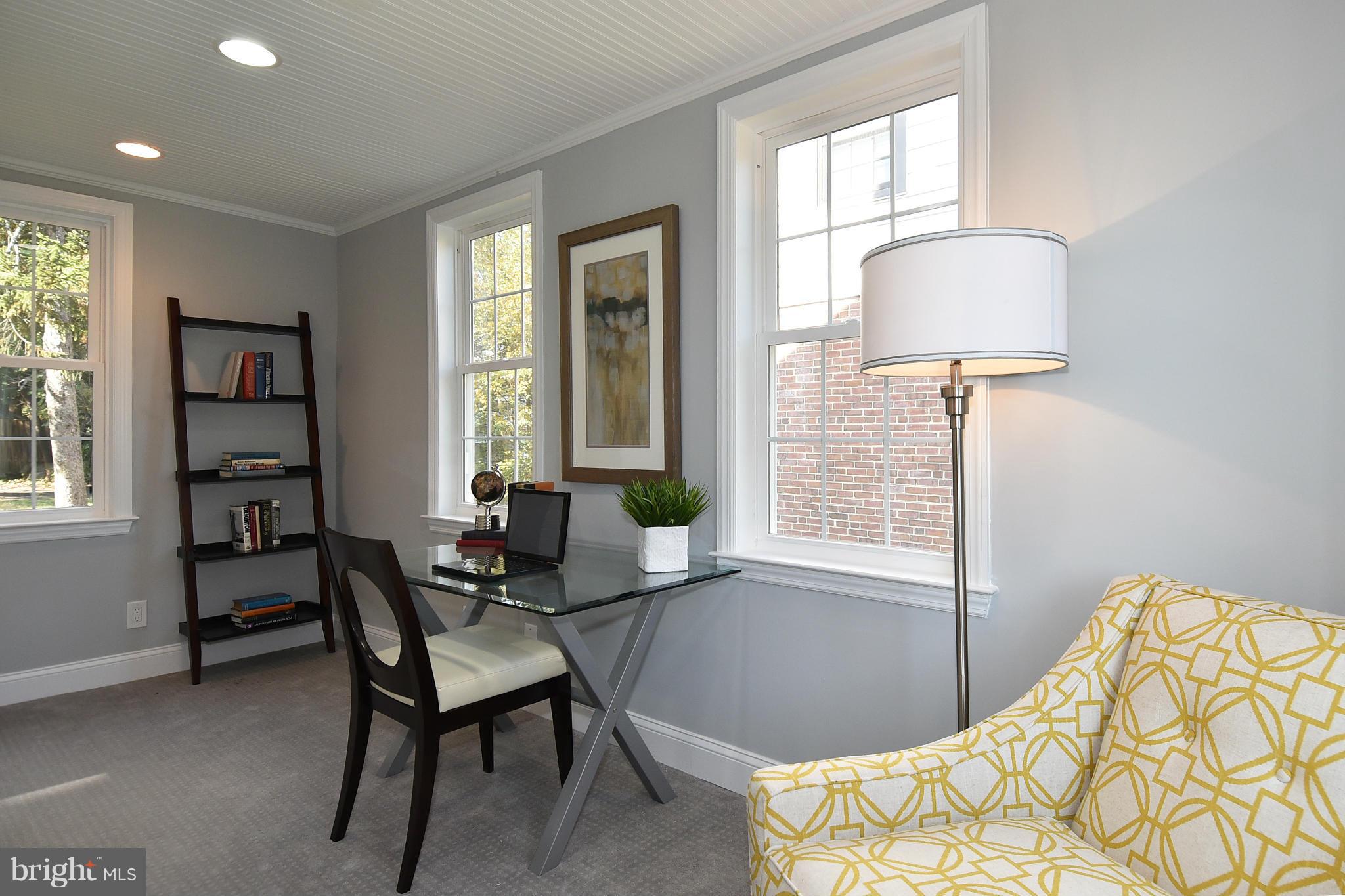 609 Deerfield Avenue Silver Spring, MD 20910 - Photo 7 of 30 Interior (General)