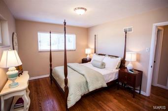 8401 Rockspring Drive St. Louis, MO 63123 - Photo 12 of 19 Gallery Image 12