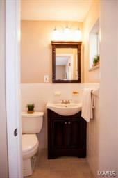 8401 Rockspring Drive St. Louis, MO 63123 - Photo 14 of 19 Gallery Image 14