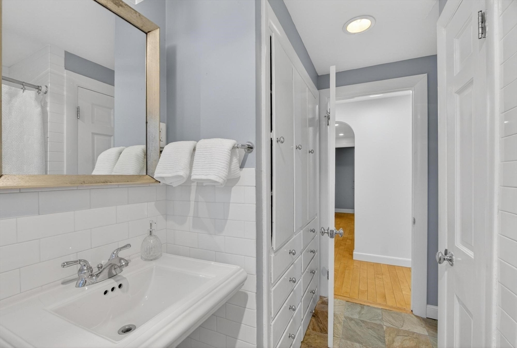 1785 Great Pond Road North Andover, MA 01845 - Photo 29 of 38