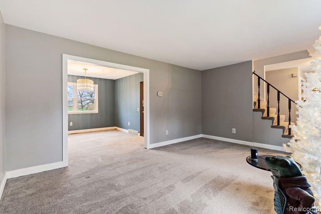 3490 Lahring Road Linden, MI 48451 - Photo 14 of 42