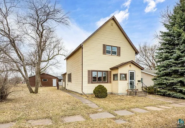 $219,900 | 1621 Elmira Avenue, Superior, WI 54880