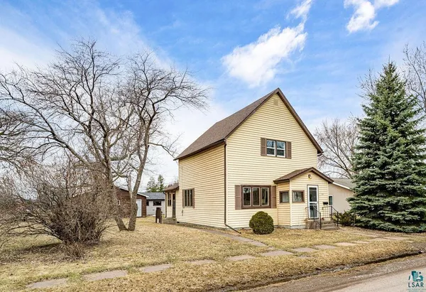 $219,900 | 1621 Elmira Avenue, Superior, WI 54880