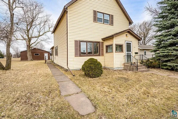 $219,900 | 1621 Elmira Avenue, Superior, WI 54880