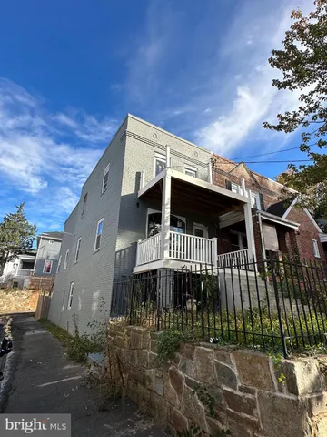 a view of a large building