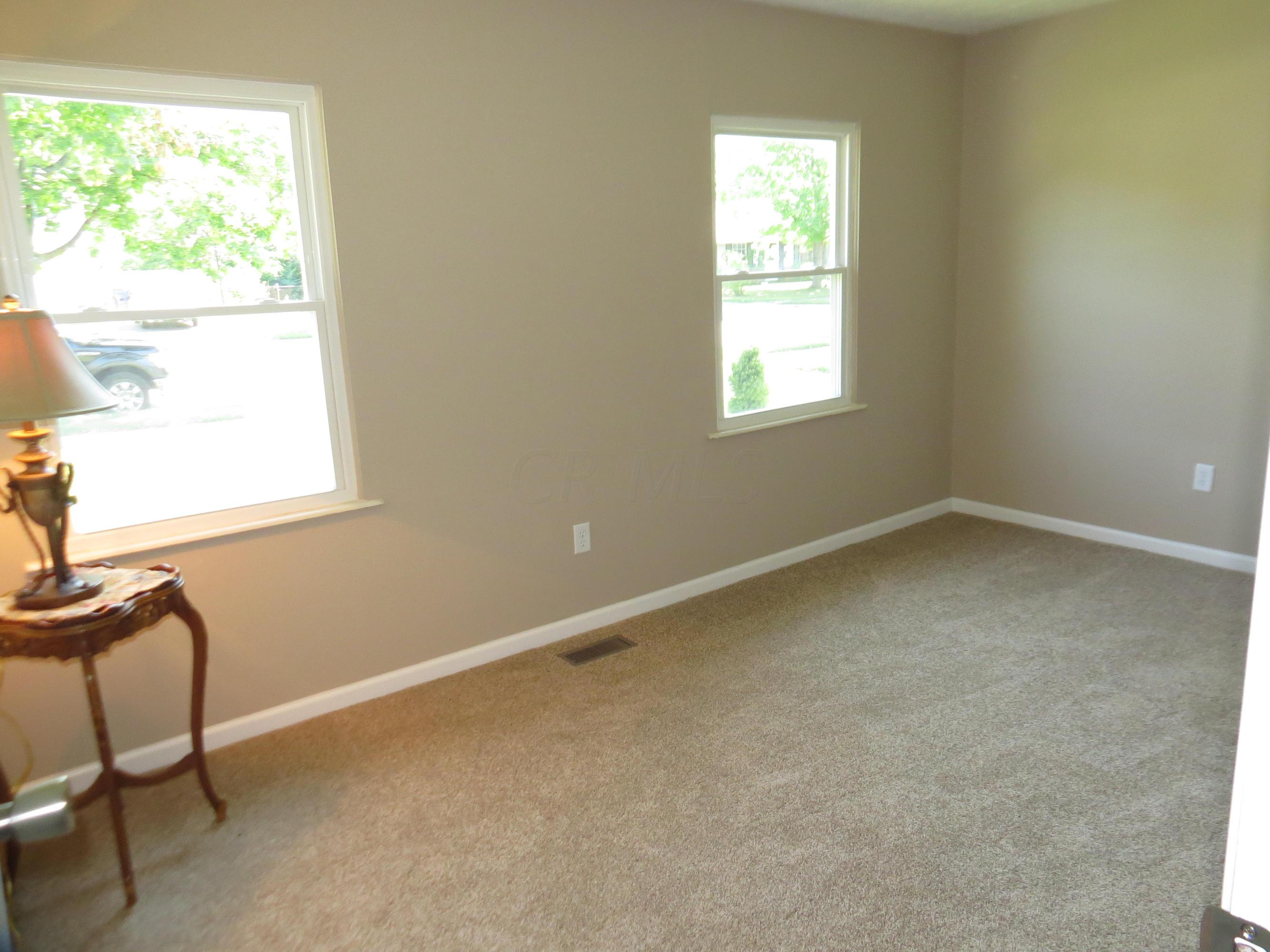 5103 Drivemere Road Hilliard, OH 43026 - Photo 12 of 20 Gallery Image 12