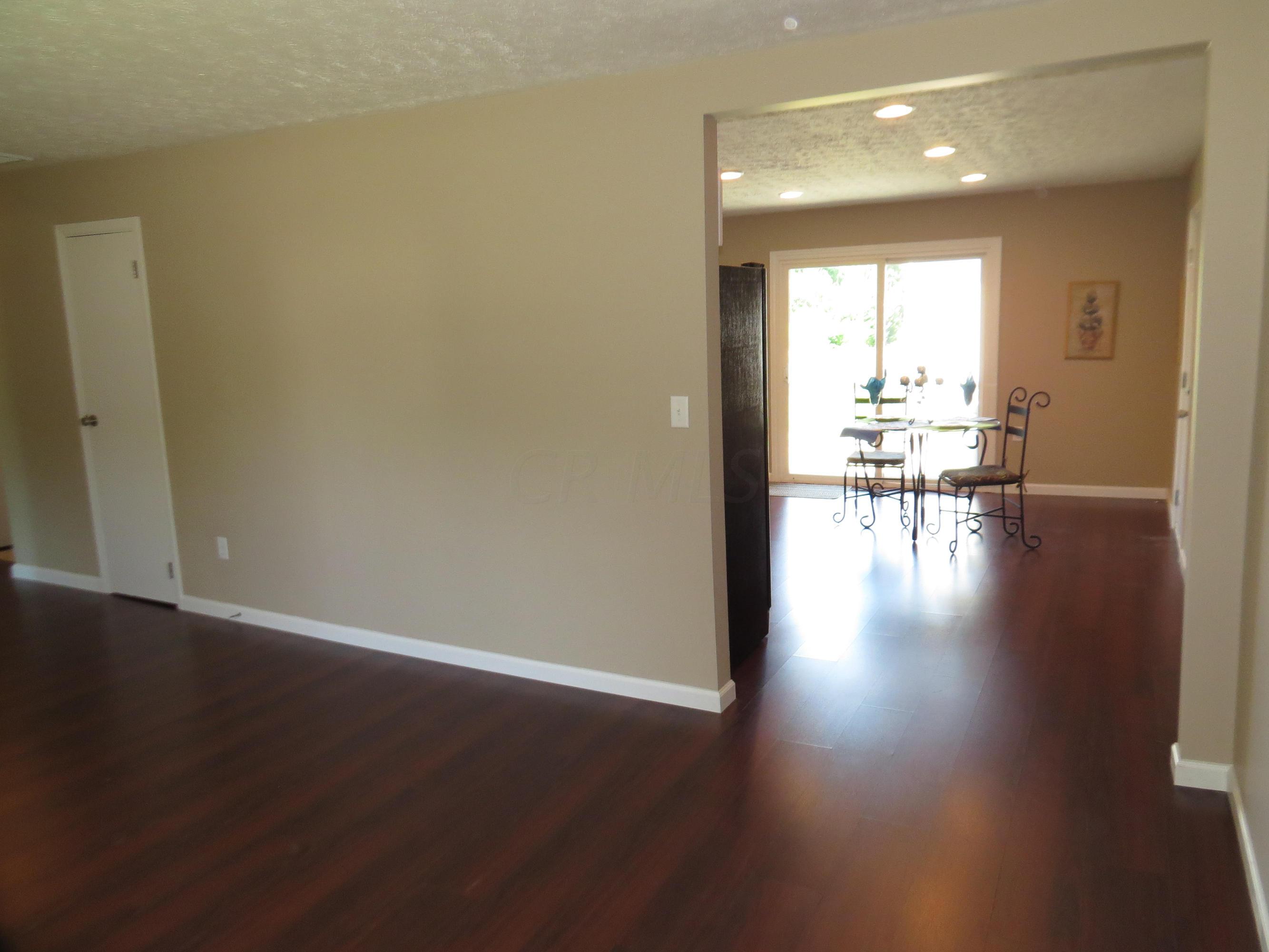 5103 Drivemere Road Hilliard, OH 43026 - Photo 17 of 20 Gallery Image 17