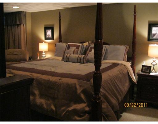 122 Amherst Road Cranston, RI 02920 - Photo 7 of 18 Bedroom.