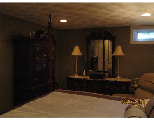 122 Amherst Road Cranston, RI 02920 - Photo 9 of 18 Bedroom.