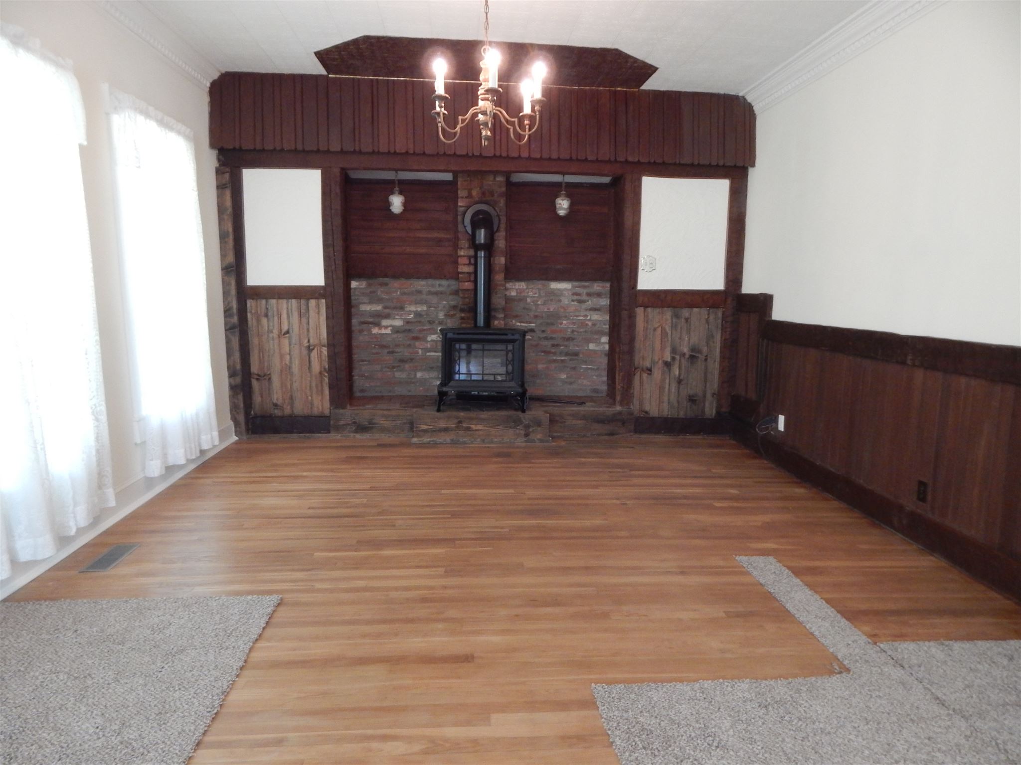 774 Peerless Road Bedford, IN 47421 - Photo 2 of 30