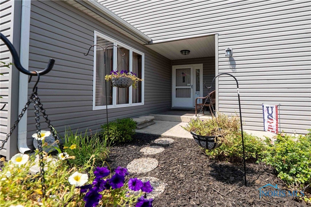 801 Fox Run Road, Unit U3 Findlay, OH 45840 - Photo 1 of 39 801 Fox Run Rd. Unit 3