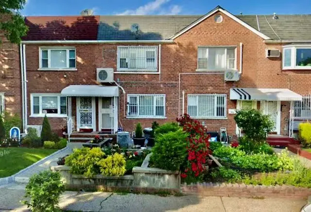 $1,083,000 | 2065 Shore Parkway | Gravesend
