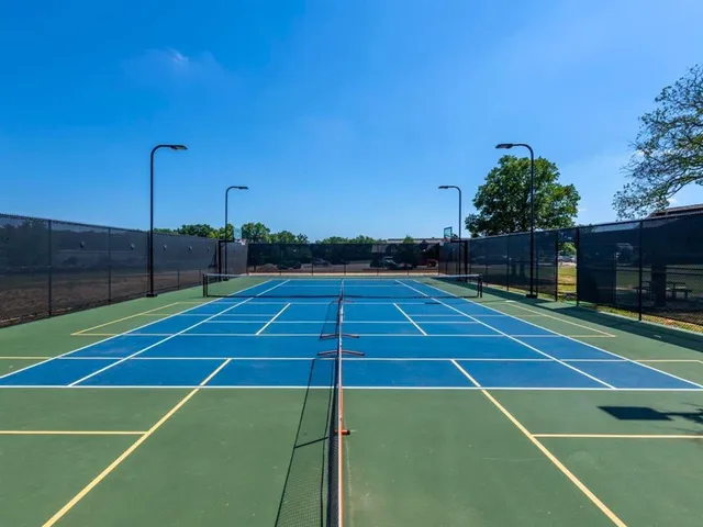 a view of a tennis court