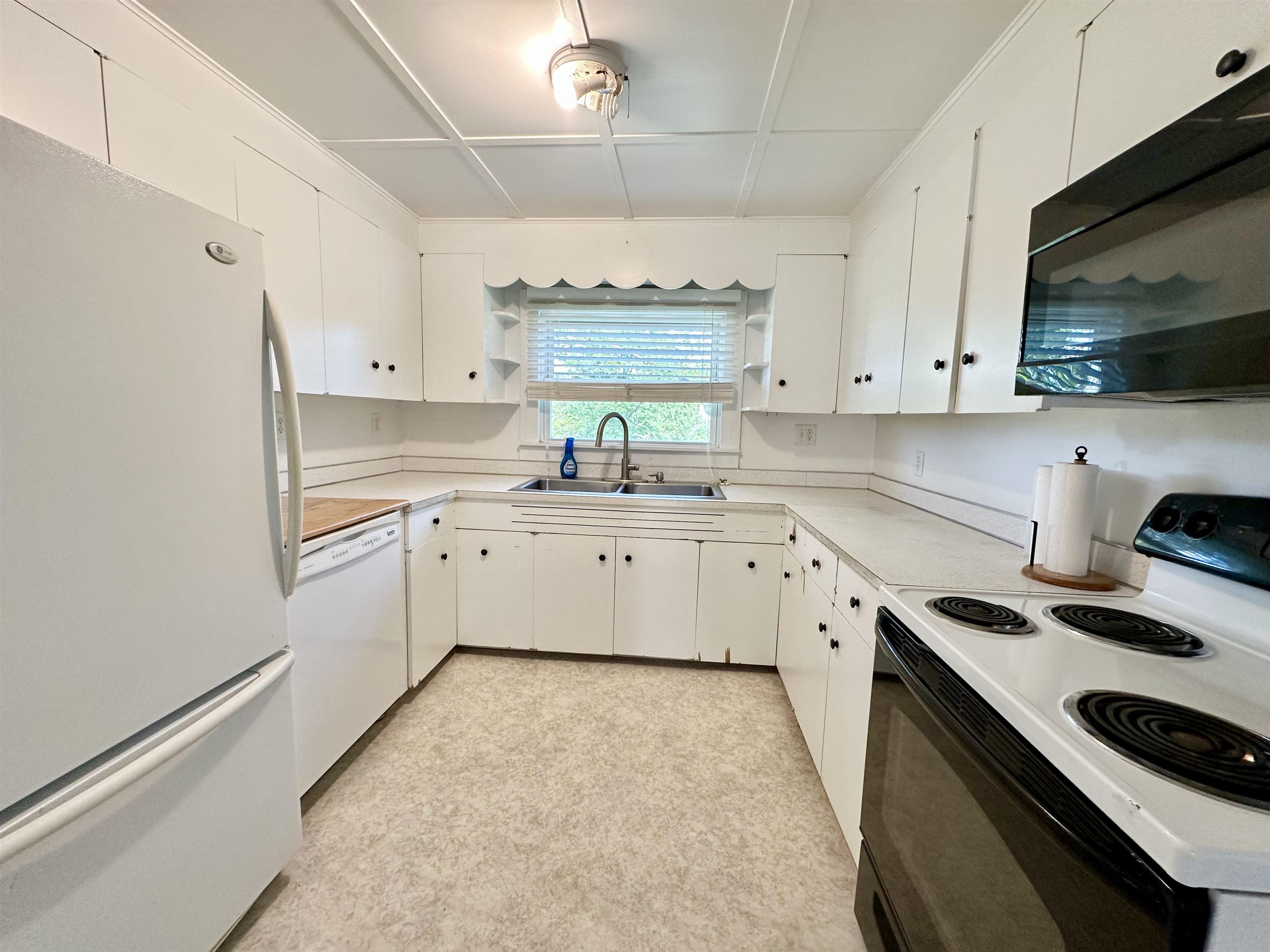 21 Fairfield Road Fletcher, VT 05444 - Photo 11 of 33