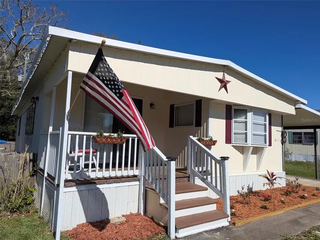 a view of deck with patio
