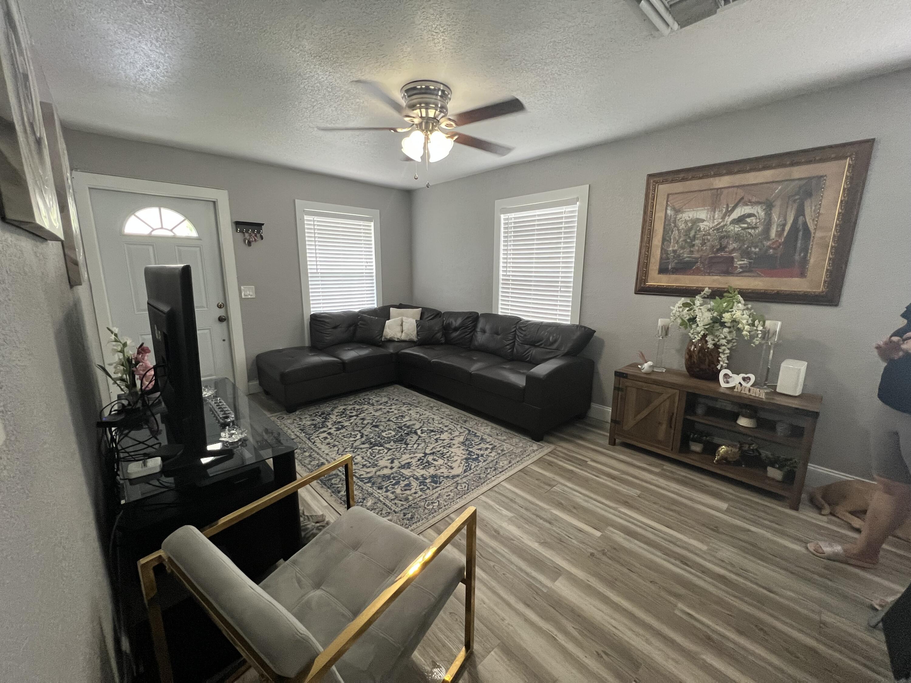 128 West 16th Street Riviera Beach, FL 33404 - Photo 1 of 17 IMG-0275