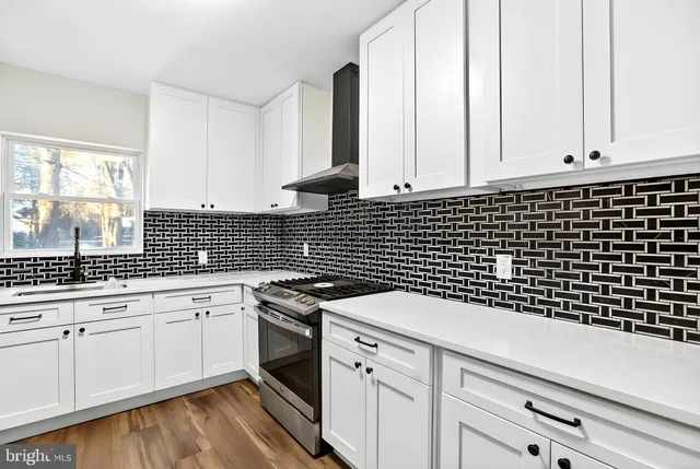 $2,250 | 130 Liberty Street, Trenton, NJ 08611