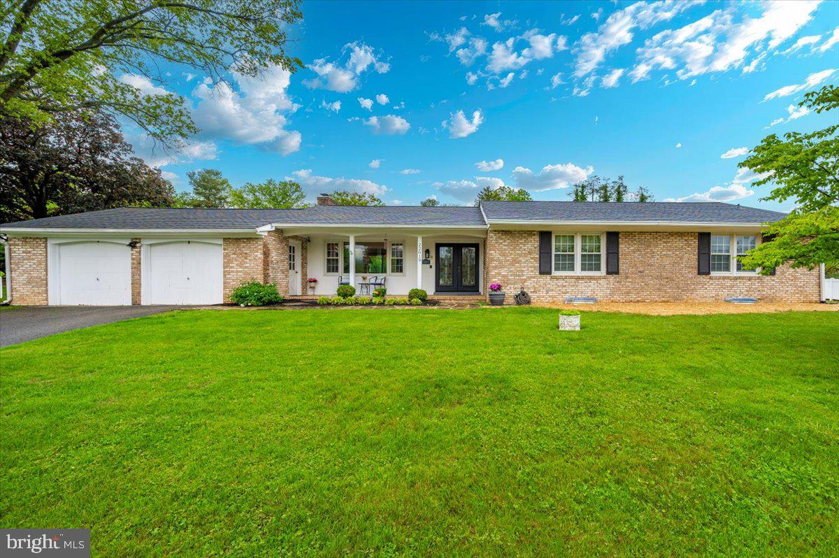 22019 Mohawk Drive Smithsburg, MD 21783 - Photo 59 of 60 a front view of house with yard and green space