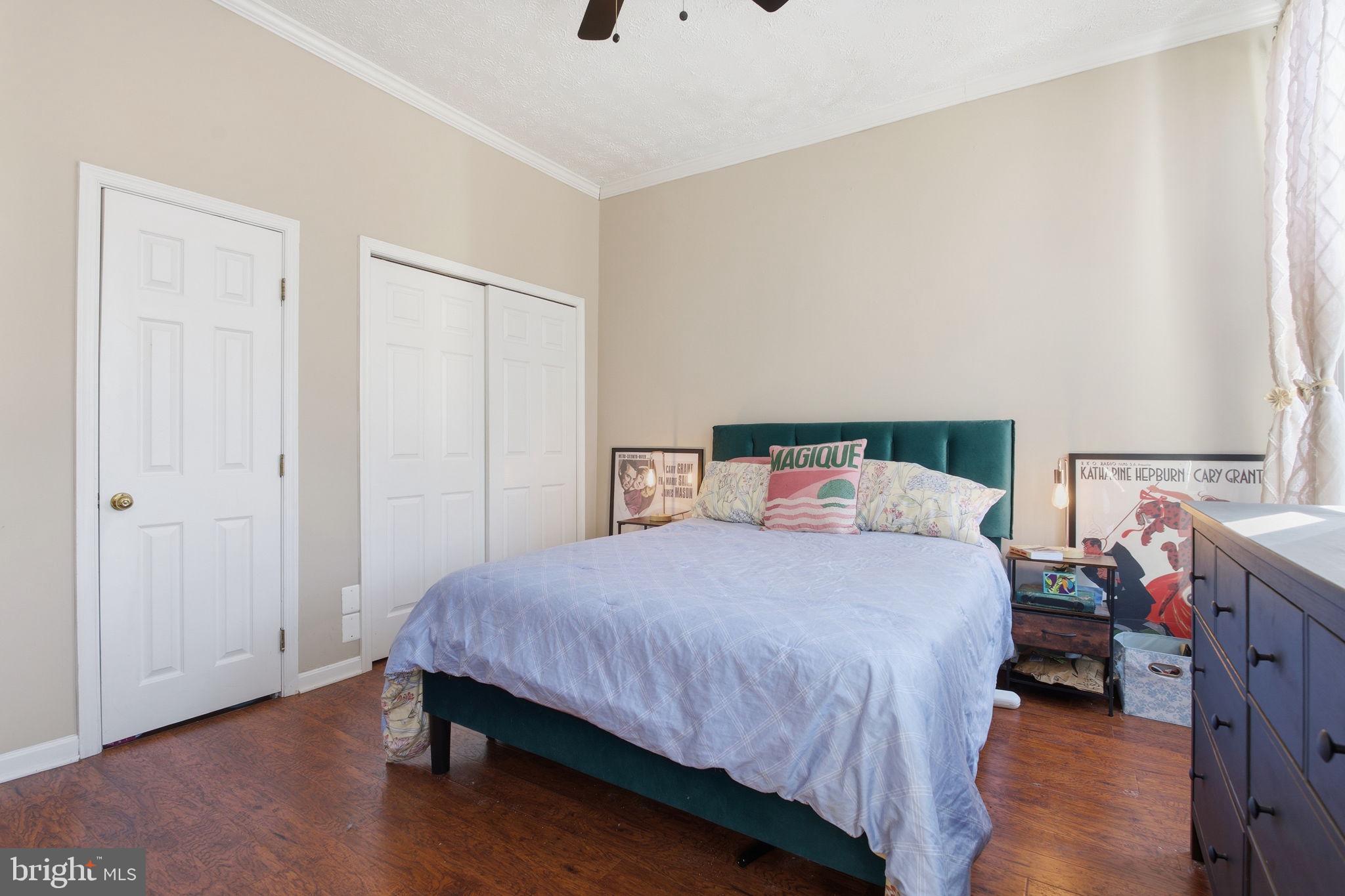116 West Clement Street Baltimore, MD 21230 - Photo 26 of 32 a bedroom with a bed and a window