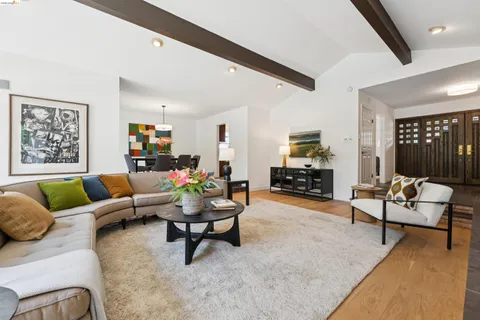 $799,950 | 7 Jo Lin Court, El Sobrante, CA 94803