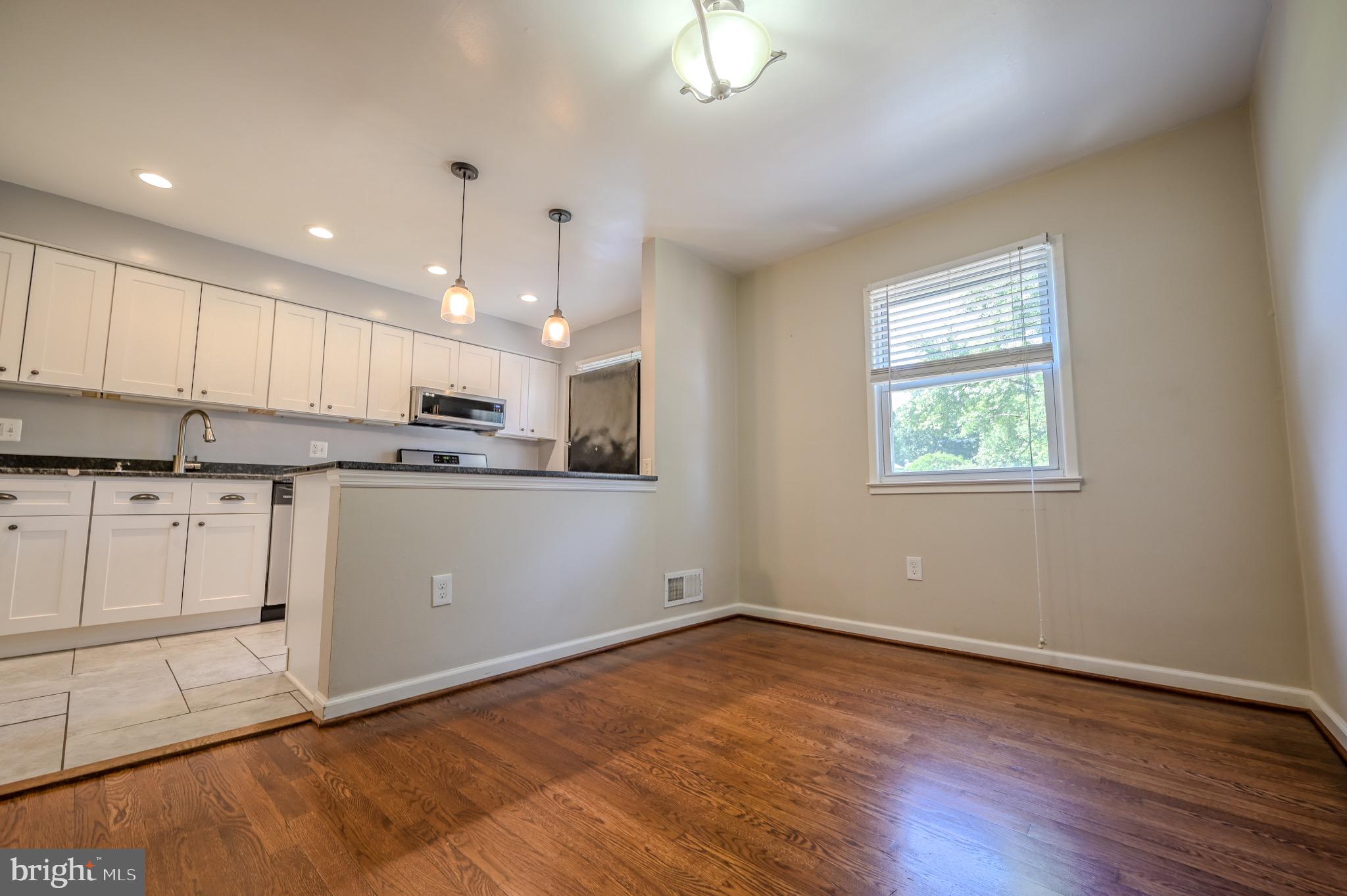 3391 Benbow Court Woodbridge, VA 22193 - Photo 10 of 34 Breakfast Area/Kitchen