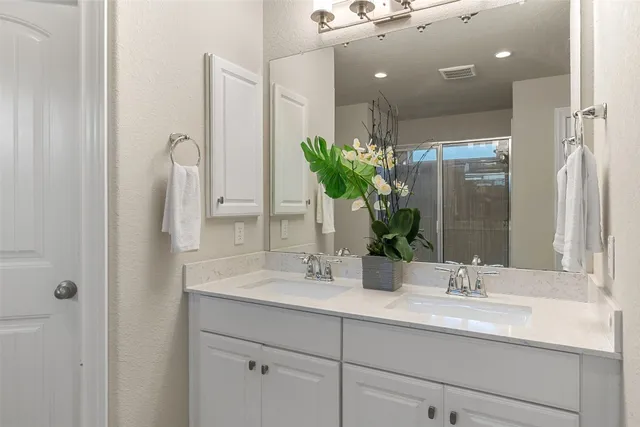 $564,700 | 5217 Del Dios Way, Austin, TX 78738