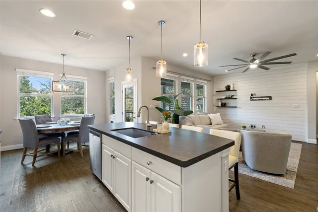 $564,700 | 5217 Del Dios Way, Austin, TX 78738