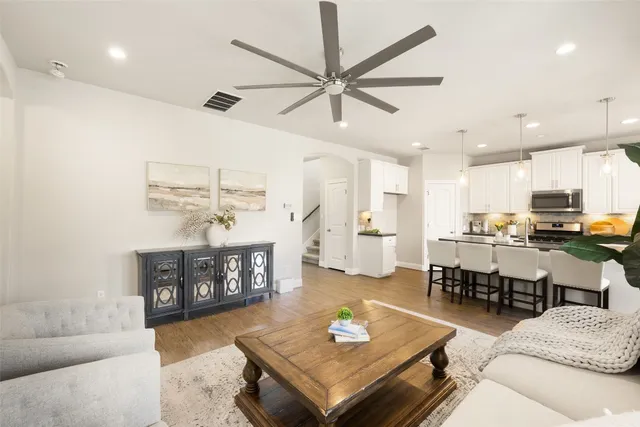 $564,700 | 5217 Del Dios Way, Austin, TX 78738