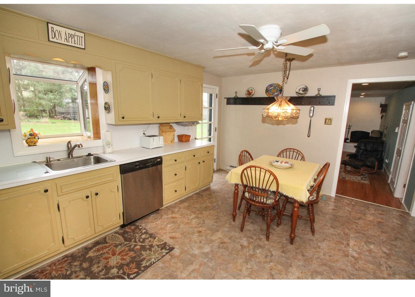1280 Randy Drive Pottstown, PA 19464 - Photo 6 of 25 Kitchen