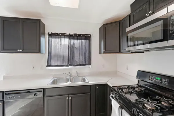 $389,900 | 1809 Taos Court, Modesto, CA 95351