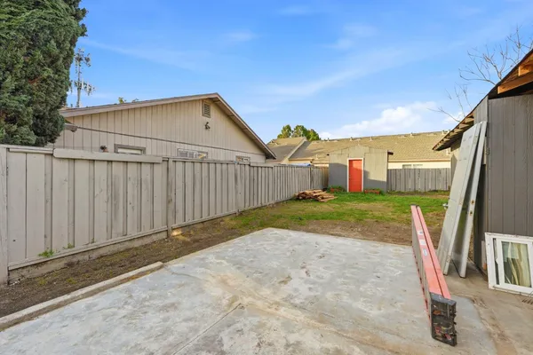 $389,900 | 1809 Taos Court, Modesto, CA 95351