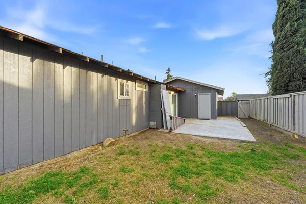 $389,900 | 1809 Taos Court, Modesto, CA 95351