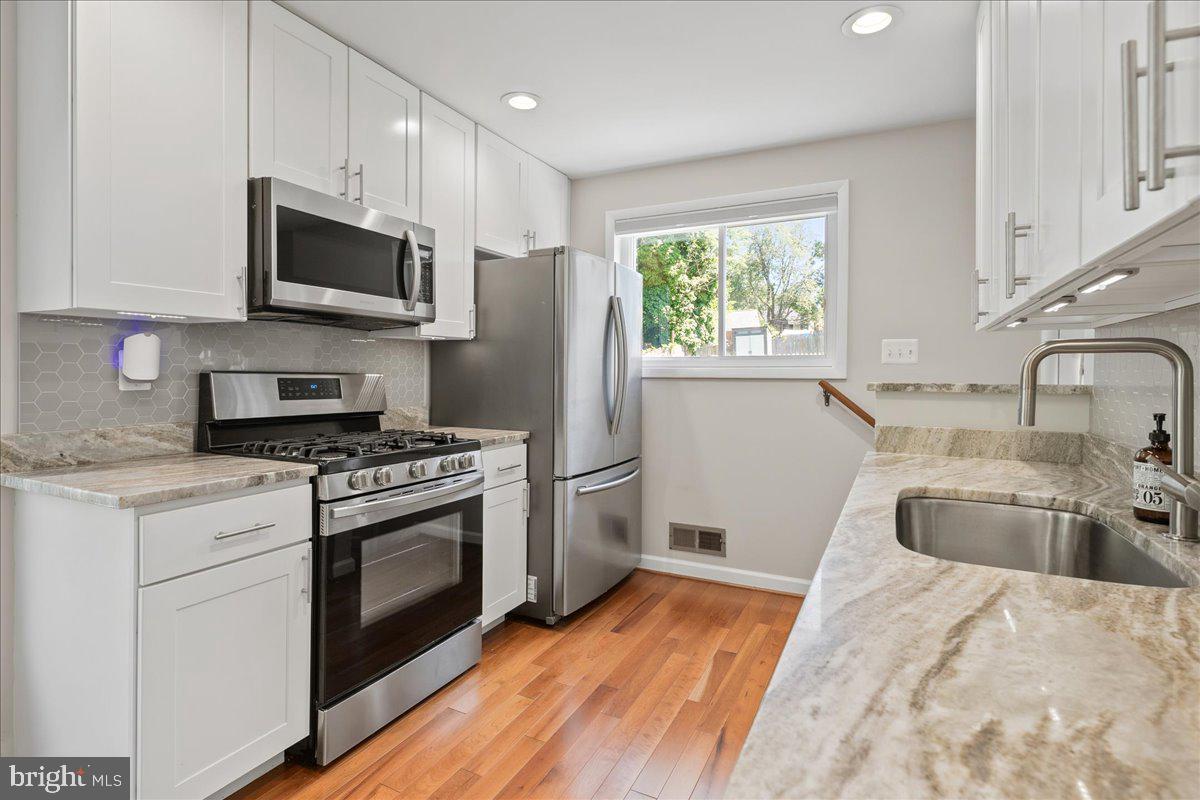 2921 Kingswell Court Silver Spring, MD 20902 - Photo 11 of 34